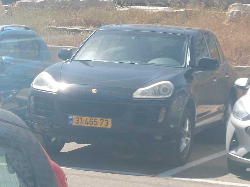 Porsche Cayenne spotted in H̱olon