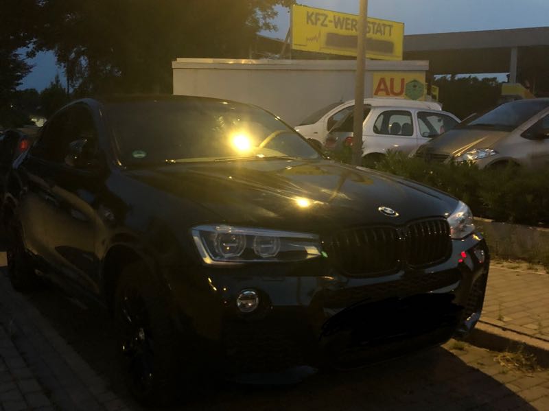 BMW X4 (2015) spotted in Essen, Germany