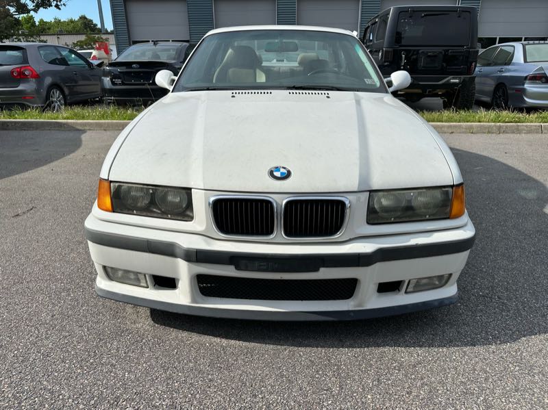 BMW 3 Series E36 spotted in Virginia Beach