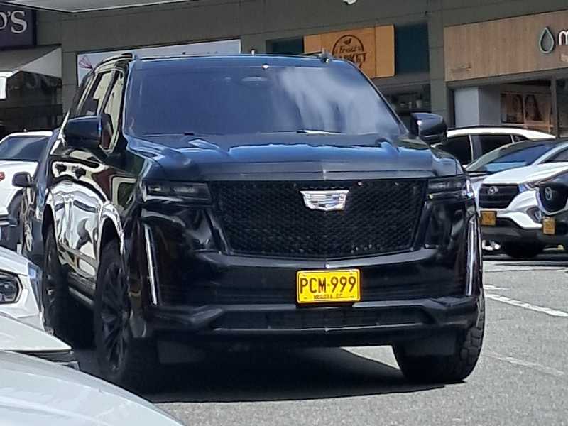 Cadillac Escalade spotted in Medellín