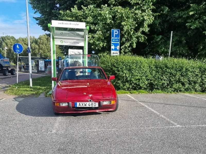 Porsche 924 (1981) spotted in Gothenburg, Sweden