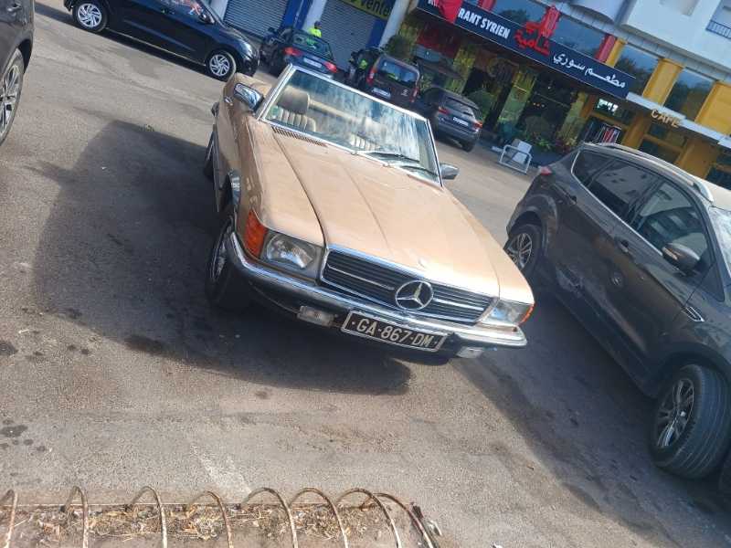 Mercedes-Benz SL-Class spotted in Kenitra