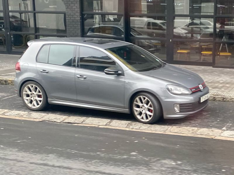 Volkswagen Golf GTI (2010) spotted in Cape Town, South Africa