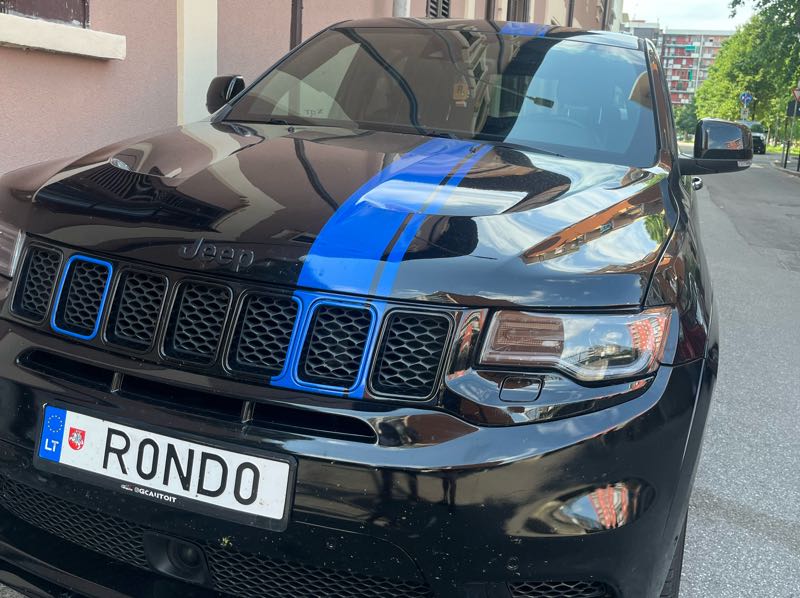 Jeep Grand Cherokee spotted in Milan