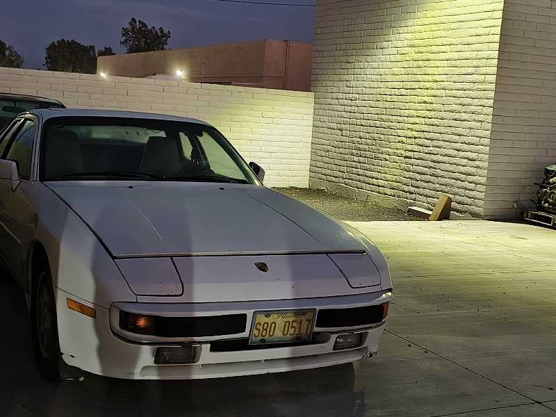 Porsche 944 (1982) spotted in Mesa, United States
