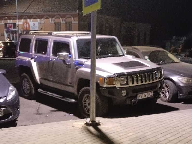 Hummer H3 spotted in Făgăraș