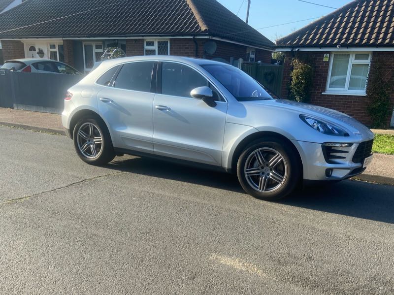 Porsche Macan spotted in Bude