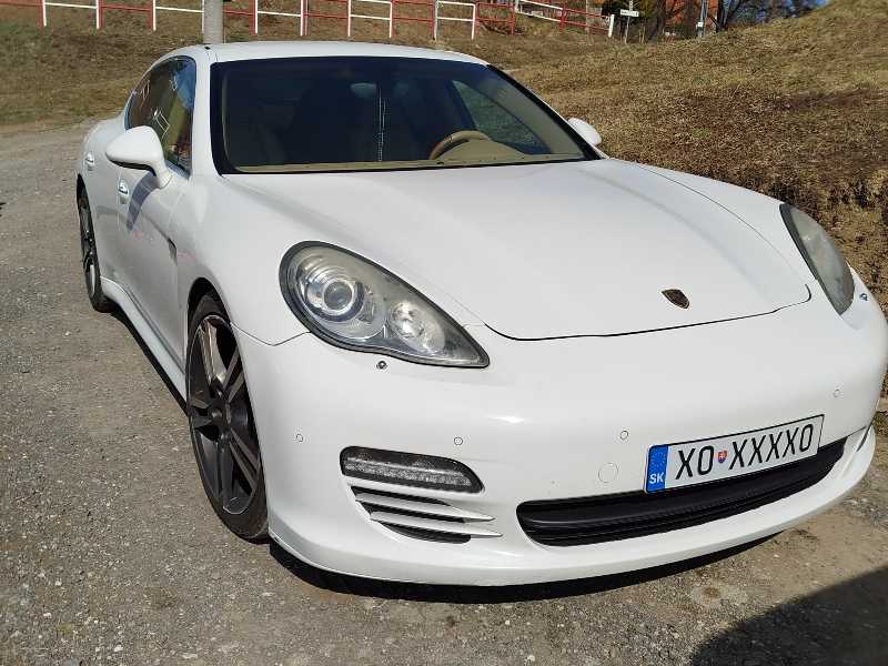 Porsche Panamera spotted in Levoča