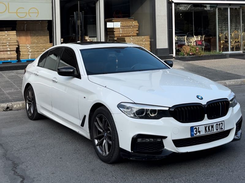 BMW 5 Series (2018) spotted in Esenyurt, Turkey