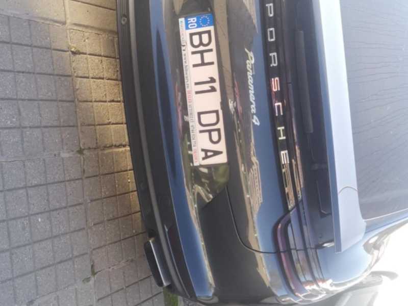 Porsche Panamera 4 spotted in Oradea