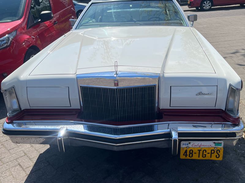 Lincoln Continental (1977) spotted in Rotterdam, The Netherlands