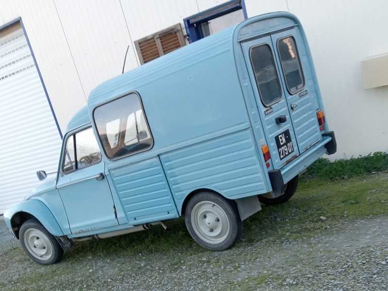 Citroën Type HY spotted in La Roche-sur-Yon