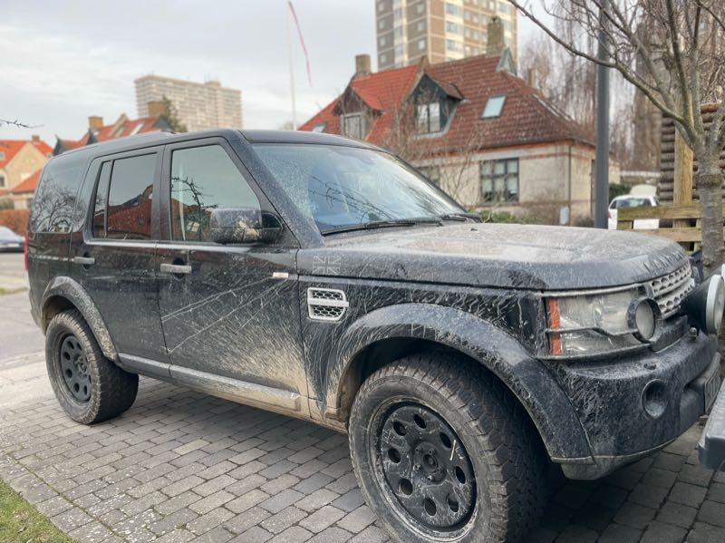 Land Rover Discovery spotted in Copenhagen