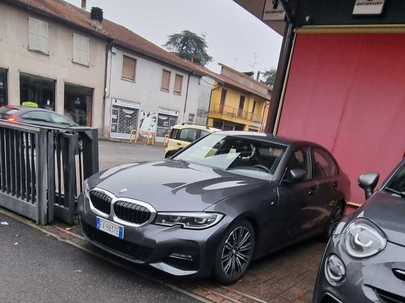 BMW 3 Series (2019) spotted in Bergamo, Italy