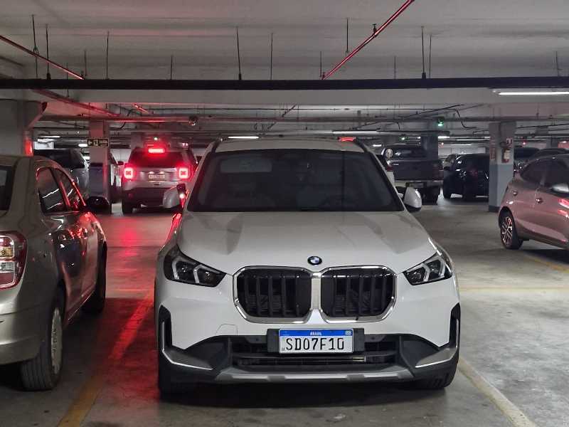 BMW X1 (2022) spotted in Goiânia, Brazil