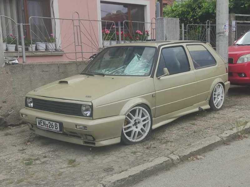Volkswagen Golf spotted in Panagyurishte