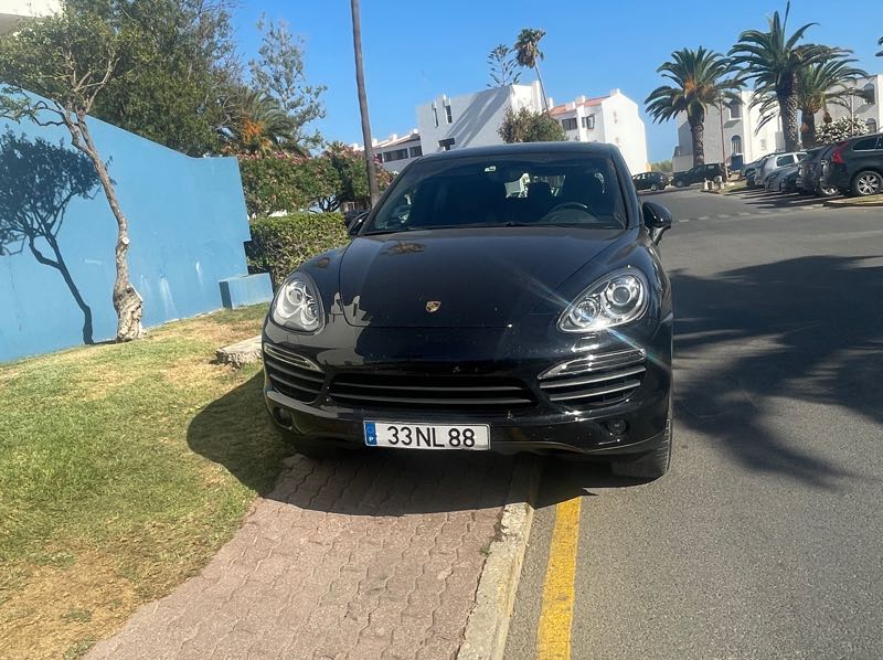 Porsche Cayenne spotted in Tavira