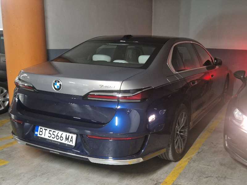 BMW 740i spotted in Veliko Tŭrnovo
