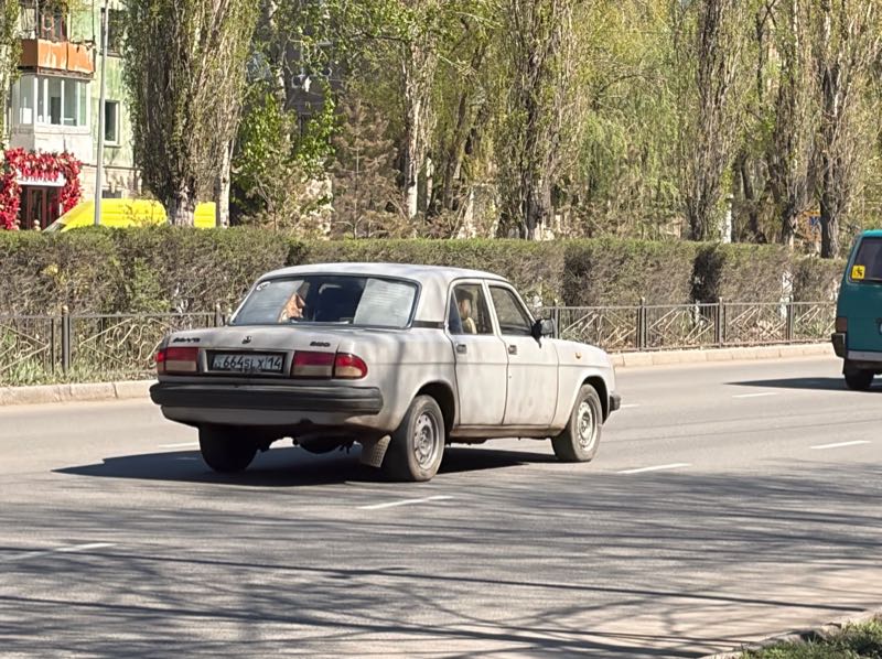 Volga M21 (1977) spotted in Pavlodar, Kazakhstan