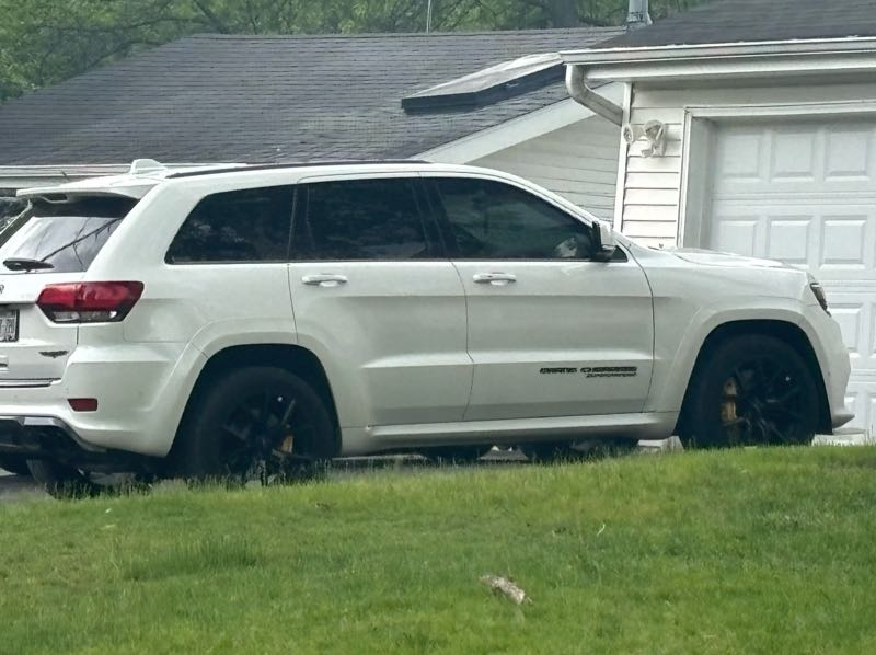 Jeep Grand Cherokee SRT spotted in Milwaukee