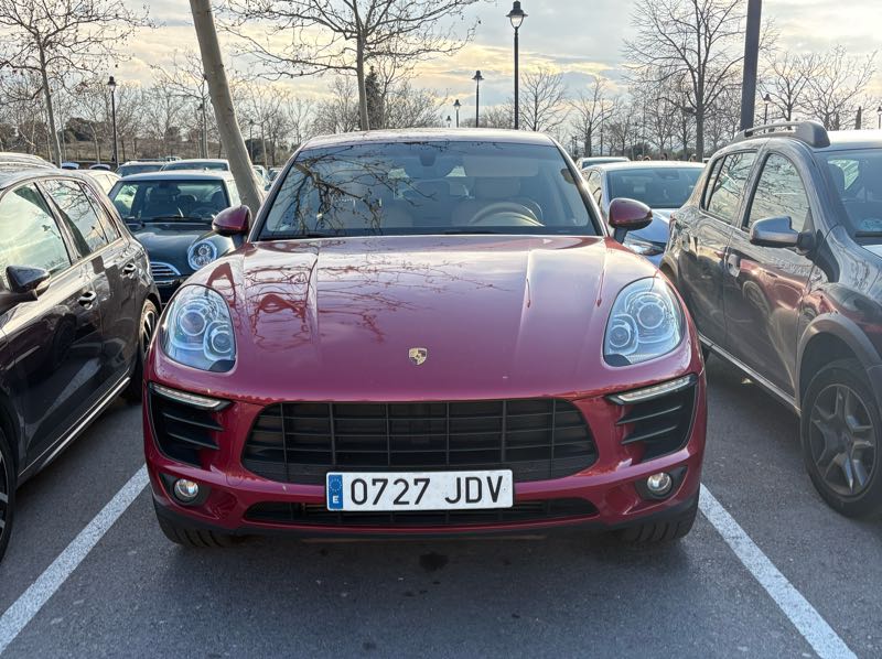 Porsche Macan (2017) spotted in Madrid, Spain