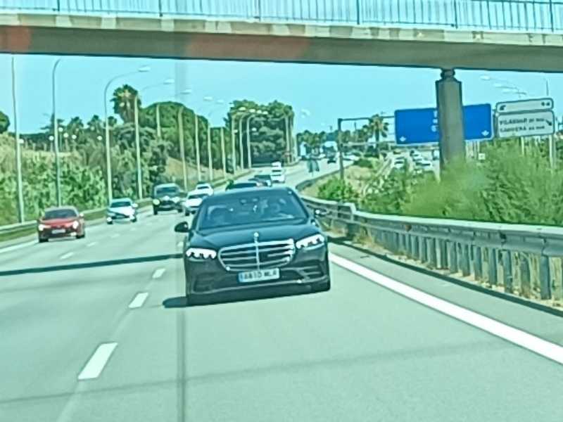 Mercedes-Benz S-Class (2021) spotted in Helechosa, Spain
