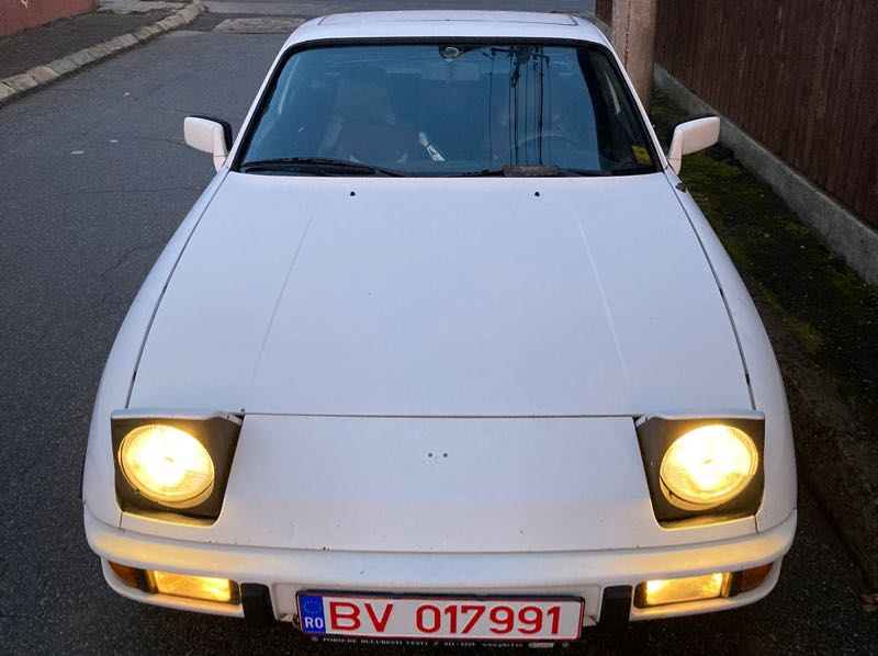 Porsche 924 (1980) spotted in Mediaş, Romania