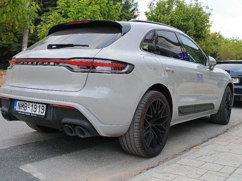 Porsche Macan (2019) spotted in Kozáni, Greece