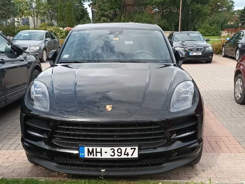 Porsche Macan spotted in Kuldīga