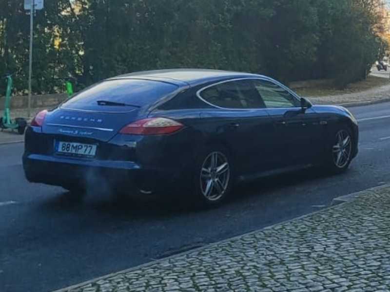 Porsche Panamera Sport Turismo spotted in Lisbon