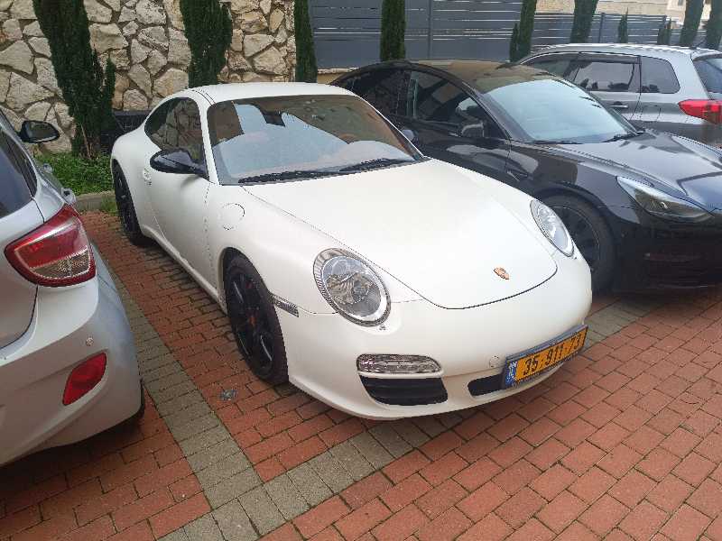 Porsche 911 spotted in Nazareth