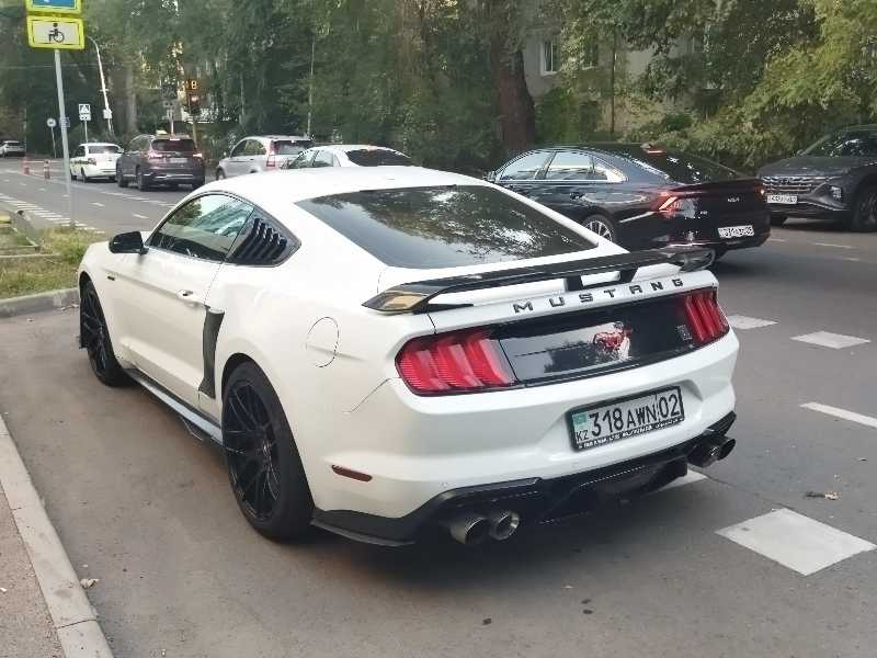 Ford Mustang spotted in Qarsaqbay