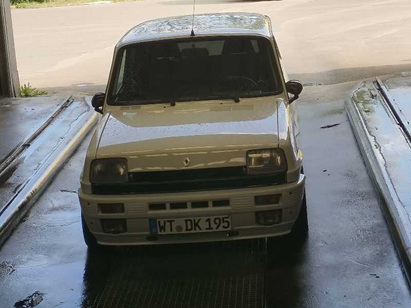 Renault 5 spotted in Wiesbaden
