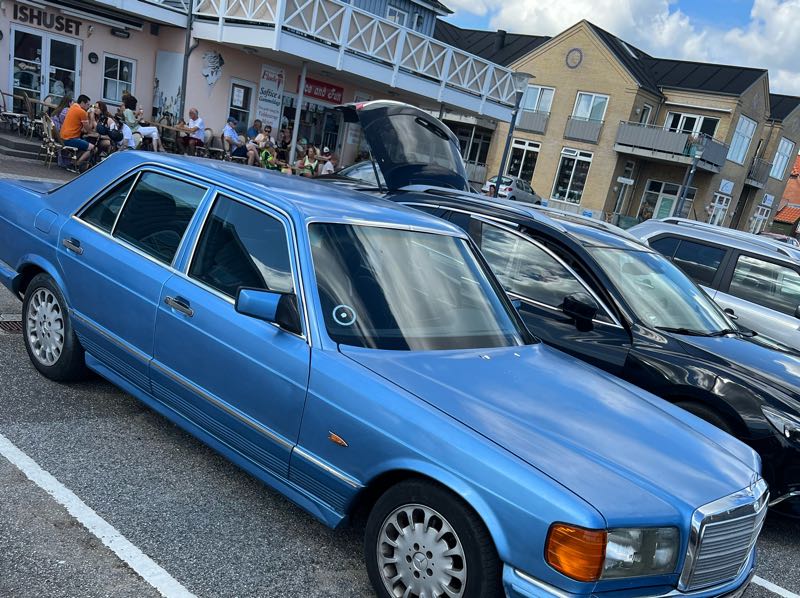 Mercedes-Benz W126 spotted in Aalborg
