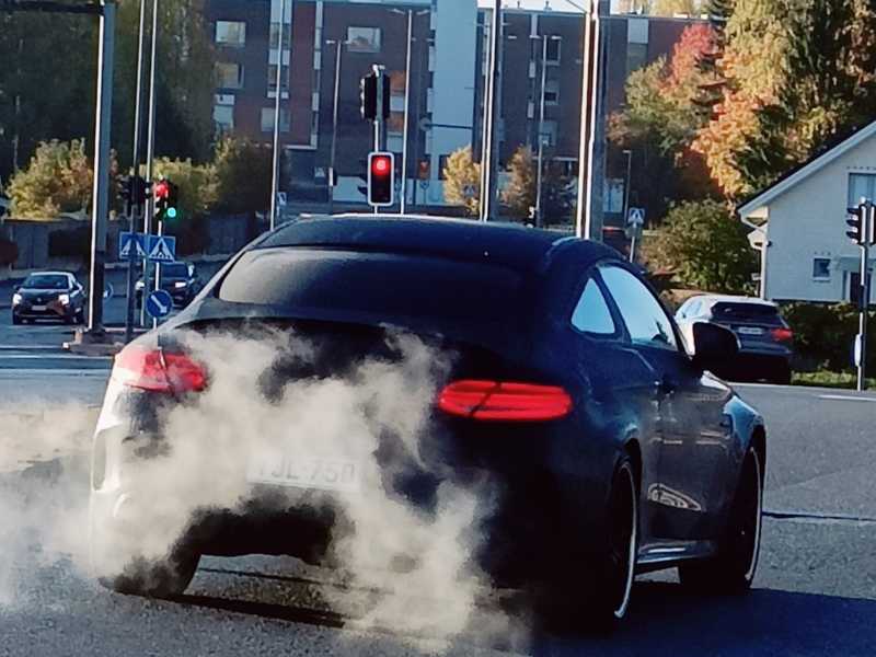 Mercedes-Benz C-Class Coupe spotted in Vantaa