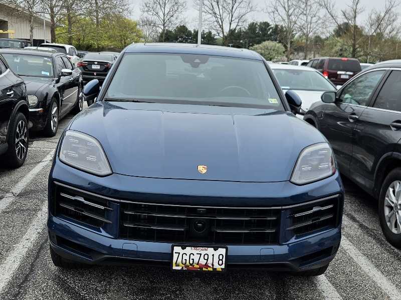 Porsche Cayenne (2023) spotted in Washington, United States
