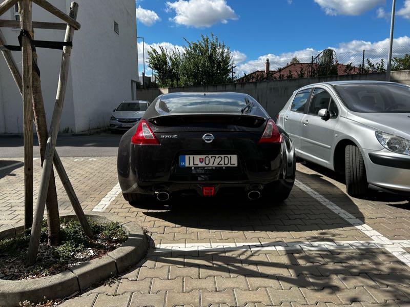 Nissan 370Z (2015) spotted in Trenčín, Slovakia