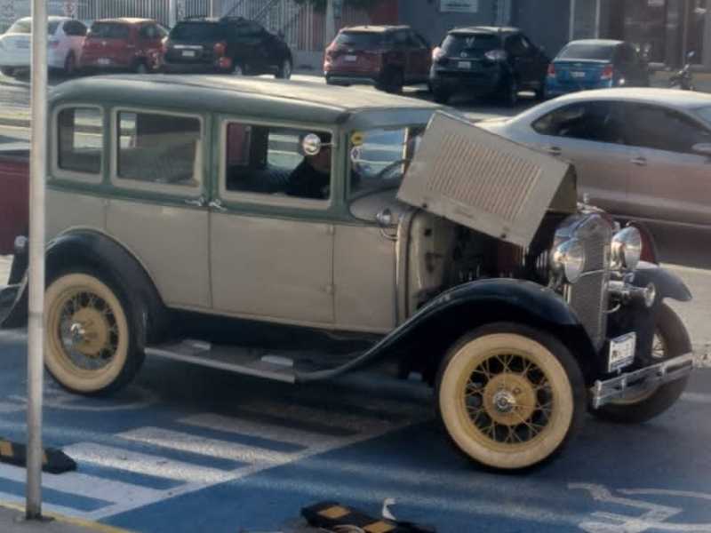 Ford Model A spotted in Celaya
