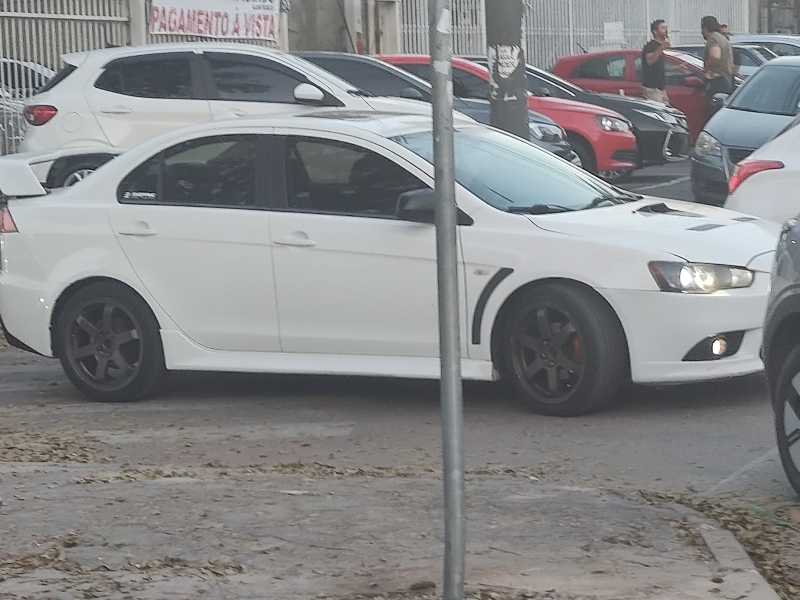 Mitsubishi Lancer Evolution spotted in Contagem
