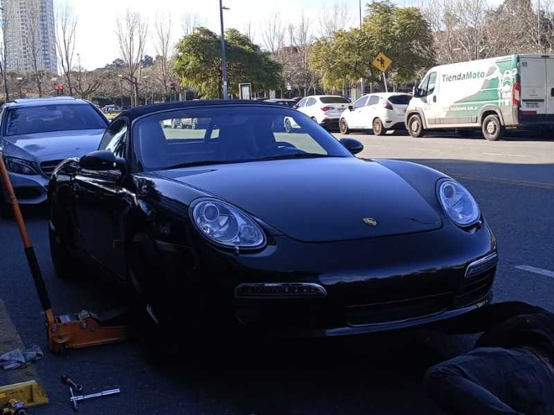 Porsche Boxster spotted in Buenos Aires