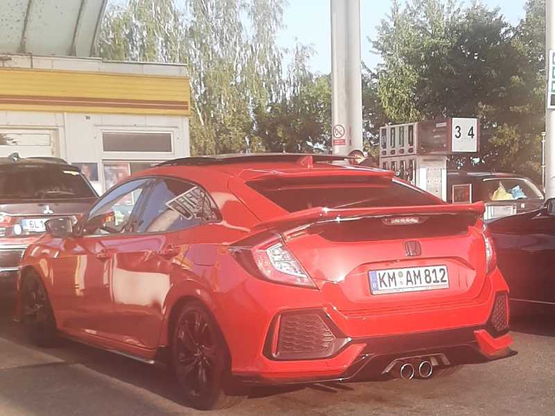 Honda Civic Type R spotted in Mladá Boleslav