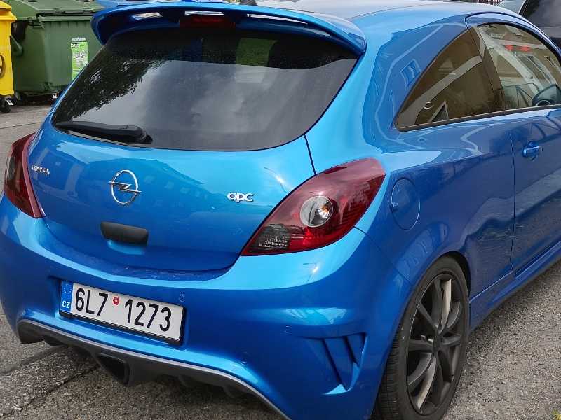 Opel Astra OPC spotted in Nový Bor