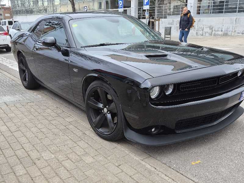 Dodge Challenger spotted in Terrassa