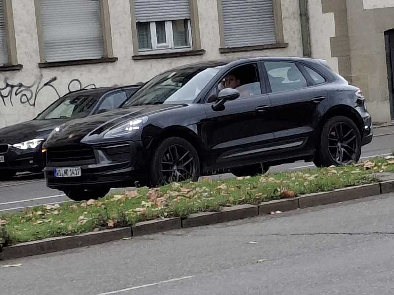 Porsche Macan spotted in Ulm