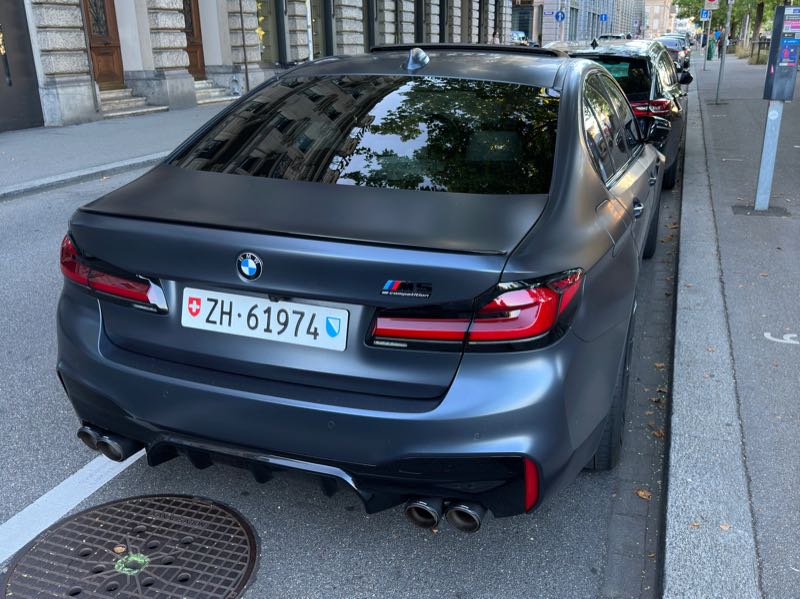 BMW M5 (2022) spotted in Zürich, Switzerland