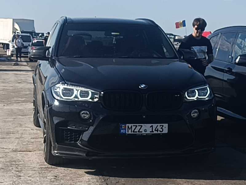 BMW X5 M spotted in Tiraspol