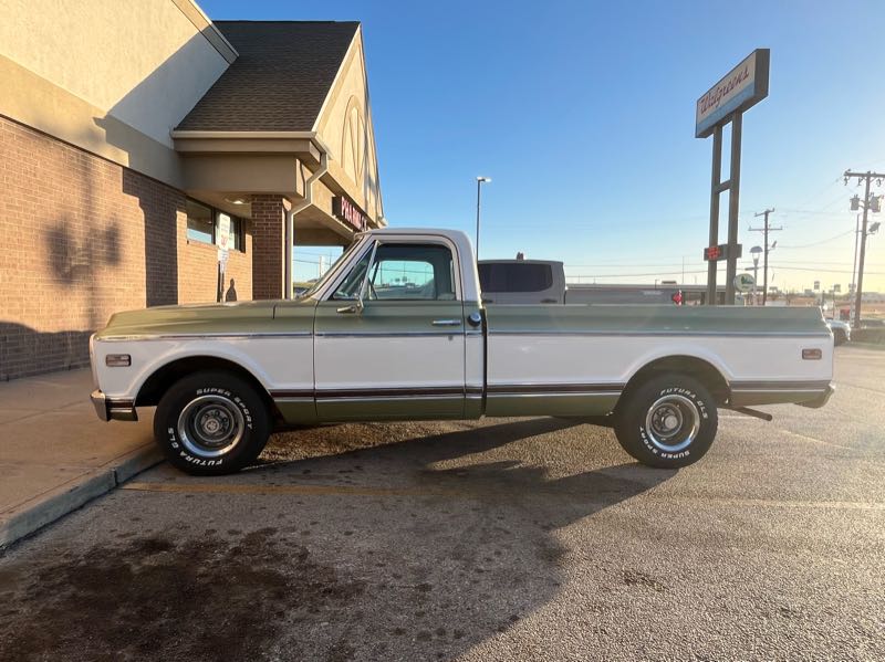 Chevrolet C10 spotted in Fort Worth