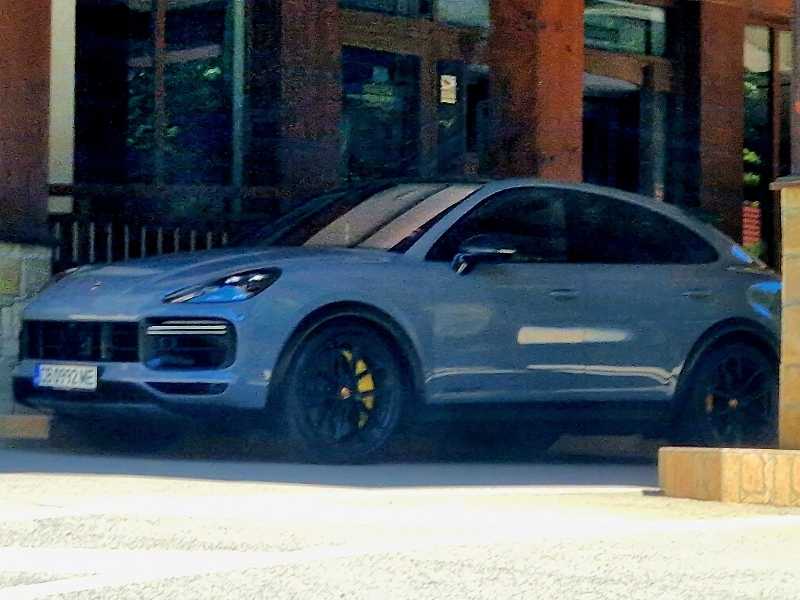 Porsche Cayenne spotted in Veliko Tŭrnovo