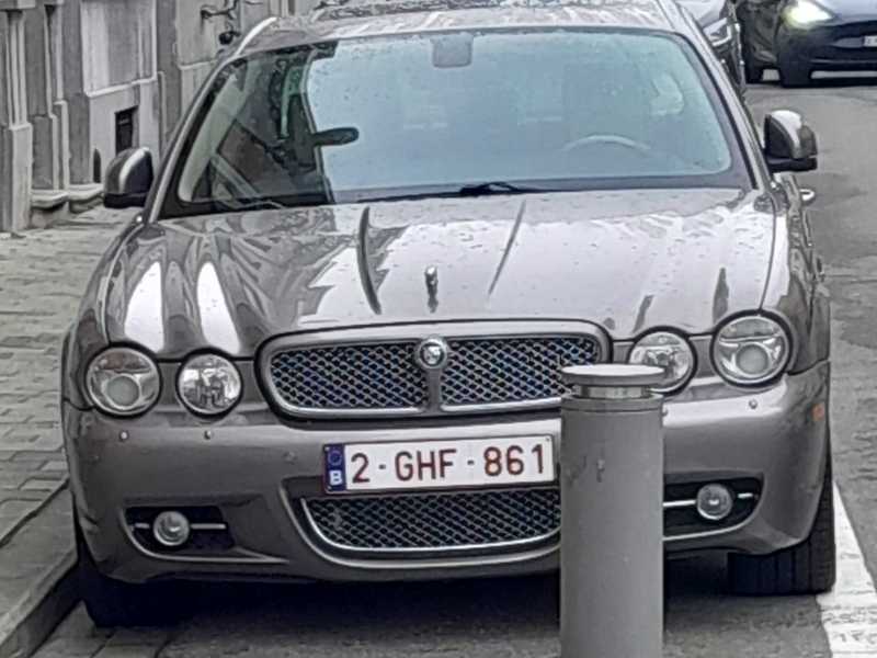 Jaguar XJ spotted in Antwerp