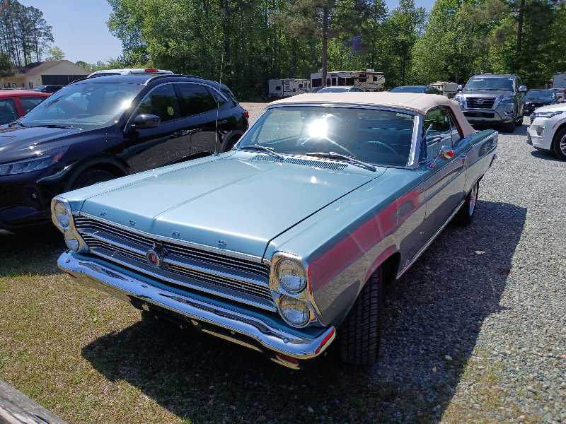 Ford Fairlane (1965) spotted in Carthage, United States